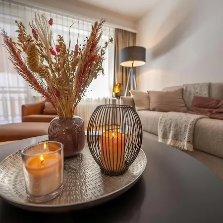 Seventh Sky - The Luxury One By Inspring Places Apartment